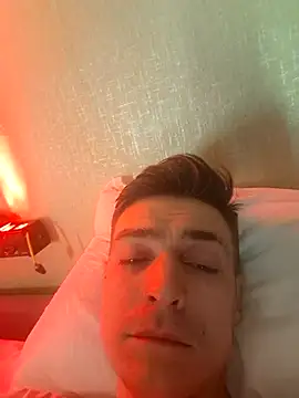 Snapshot of SoftVoltage chatting on February 25, 8:18 pm SoftVoltage online show from February 25, 8:18 pm