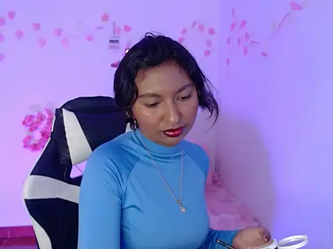 Samanta 777 online show from December 5, 7:32 pm