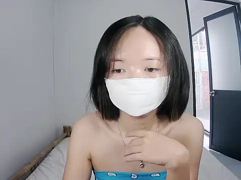 Snapshot of 10tb chatting on November 29, 8:50 am 10tb online show from November 29, 8:50 am