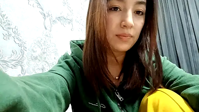 Sofiagreetings online show from November 5, 1:33 pm