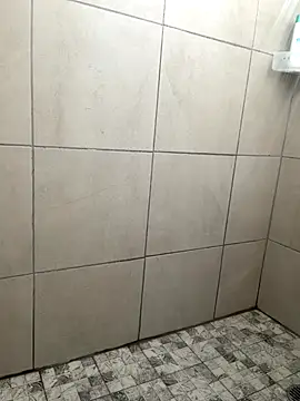 Snapshot of n0tf0und chatting on October 31, 4:19 pm n0tf0und online show from October 31, 4:19 pm