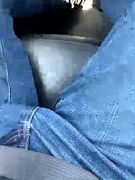 Snapshot of n0tf0und chatting on November 11, 6:19 pm n0tf0und online show from November 11, 6:19 pm