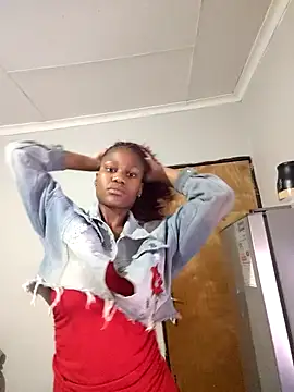 Snapshot of XBarbieDoll8 chatting on October 31, 5:58 pm XBarbieDoll8 online show from October 31, 5:58 pm