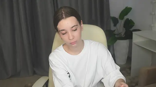 Snapshot of JacalynSchreiber chatting on November 4, 11:42 am JacalynSchreiber online show from November 4, 11:42 am