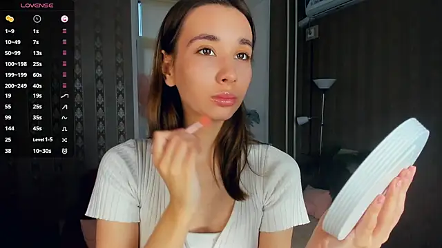 Snapshot of JacalynSchreiber chatting on December 19, 12:45 pm JacalynSchreiber online show from December 19, 12:45 pm