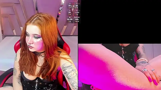 Snapshot of FiorellaRicci_ chatting on November 29, 1:58 pm FiorellaRicci online show from November 29, 1:58 pm