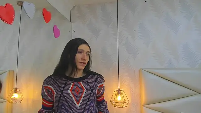 Snapshot of laurettedela_rouse chatting on November 7, 11:10 am laurettedela rouse online show from November 7, 11:10 am