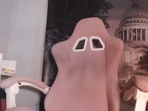 Snapshot of valkyriaxxx_ chatting on November 8, 7:52 am valkyriaxxx online show from November 8, 7:52 am