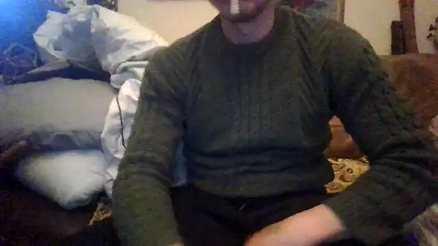 Snapshot of jigglethaypussi chatting on March 17, 4:54 pm jigglethaypussi online show from March 17, 4:54 pm
