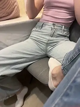 yourboy777 online show from November 3, 7:15 pm