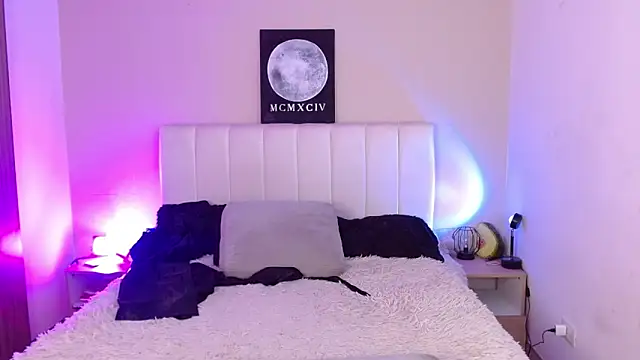 AlexaHart online show from December 4, 10:46 am