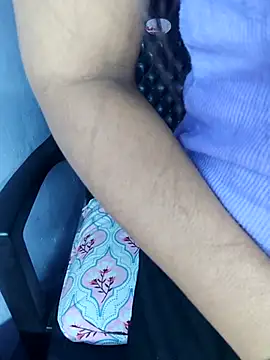 Hey shiviii online show from April 7, 4:40 pm