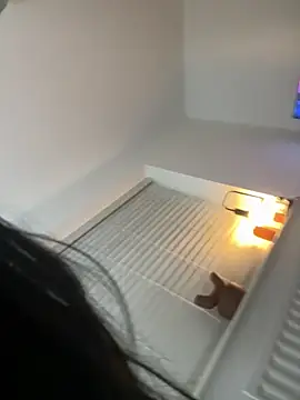 Snapshot of Bethrae25 chatting on November 14, 12:42 am Bethrae25 online show from November 14, 12:42 am