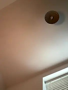 Snapshot of Bethrae25 chatting on November 22, 3:00 pm Bethrae25 online show from November 22, 3:00 pm