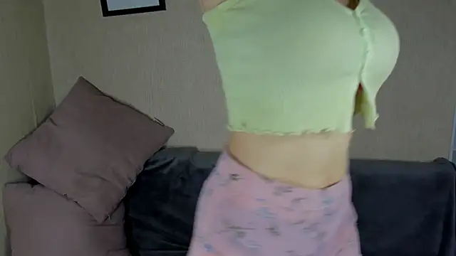 Snapshot of Zorianaa chatting on November 21, 9:35 pm Zorianaa online show from November 21, 9:35 pm