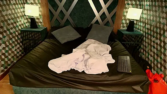 James Morrisonm online show from February 7, 3:21 am