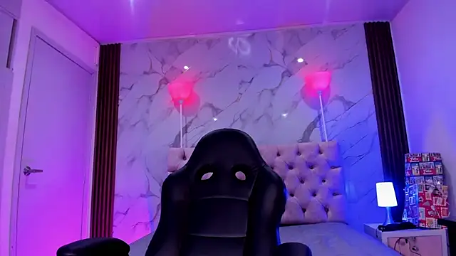 EsmeraldaChantre online show from January 7, 11:34 am