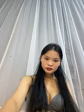 Snapshot of lung-linh chatting on November 5, 4:07 pm lung-linh online show from November 5, 4:07 pm