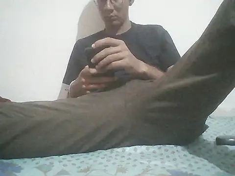 Bull Dick 69 online show from March 30, 7:15 pm