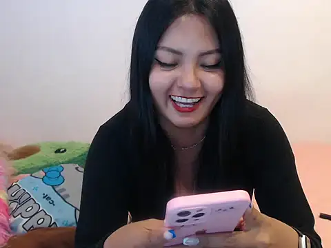 Snapshot of Sweet_eyes0 chatting on December 5, 8:16 pm Sweet eyes0 online show from December 5, 8:16 pm