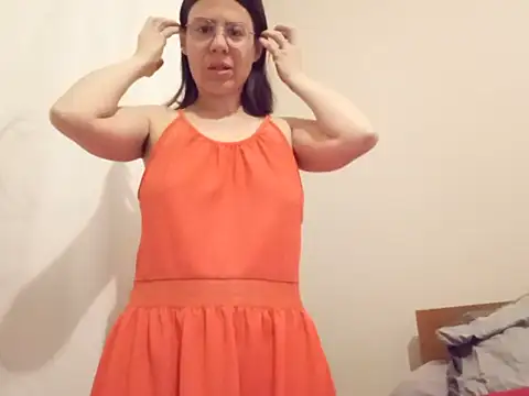 hotnathy69 online show from May 23, 7:13 am
