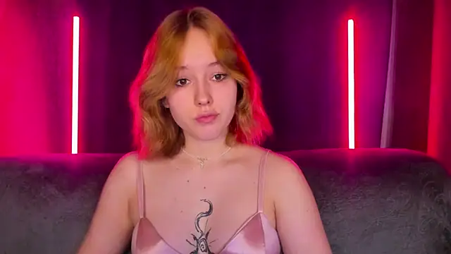 RikkiChoco online show from March 26, 8:20 am