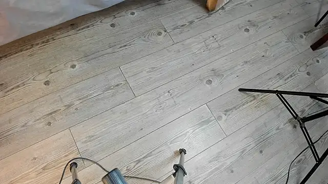 kendra london online show from January 13, 11:15 am