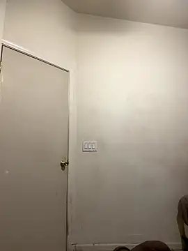 Snapshot of kittymia471 chatting on November 2, 12:46 am kittymia471 online show from November 2, 12:46 am