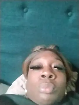 Snapshot of BiancaClarkson chatting on November 11, 7:25 pm BiancaClarkson online show from November 11, 7:25 pm