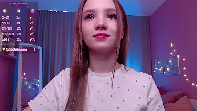 Adria Arjona online show from February 25, 7:40 am