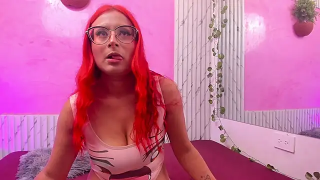 Snapshot of Mia_Tailor_Bms chatting on November 22, 11:31 am Mia Tailor Bms online show from November 22, 11:31 am