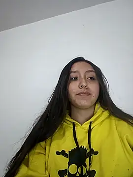 Snapshot of naughtygoddesss_ chatting on November 25, 1:05 am naughtygoddesss online show from November 25, 1:05 am