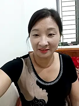 wees-lind online show from February 25, 8:46 am