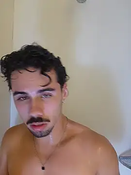 Leo  ribeiro online show from March 14, 10:53 am