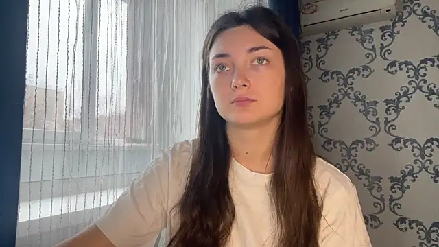 Snapshot of TwotyBright chatting on November 27, 8:16 am TwotyBright online show from November 27, 8:16 am