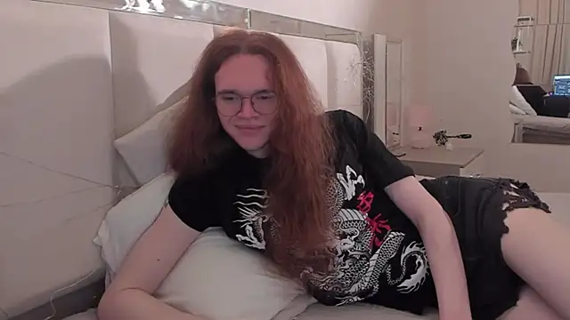 Snapshot of Mark_Glover chatting on November 13, 10:25 am Mark Glover online show from November 13, 10:25 am