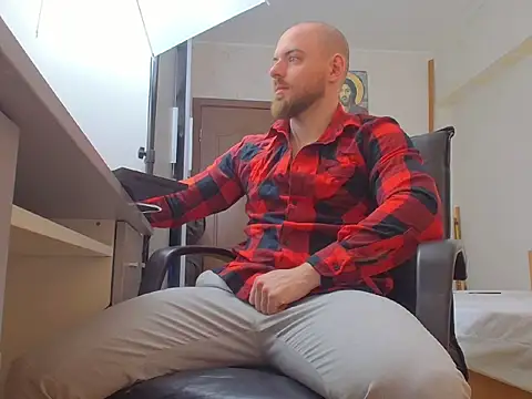 Ryanstone  online show from March 14, 5:35 am