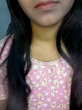 Snapshot of Neha533 chatting on November 22, 8:41 pm Neha533 online show from November 22, 8:41 pm