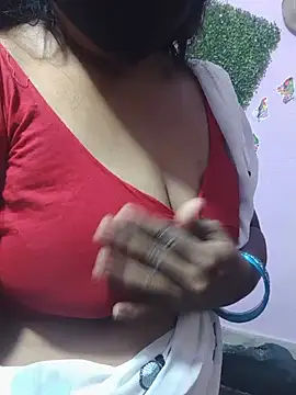 Snapshot of hyd_couple7878 chatting on July 8, 5:45 am hyd couple7878 online show from July 8, 5:45 am