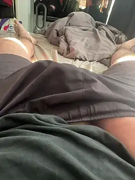 adamblunt59 online show from April 9, 6:41 am