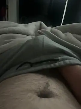 Snapshot of adamblunt59 chatting on June 20, 12:14 am adamblunt59 online show from June 20, 12:14 am