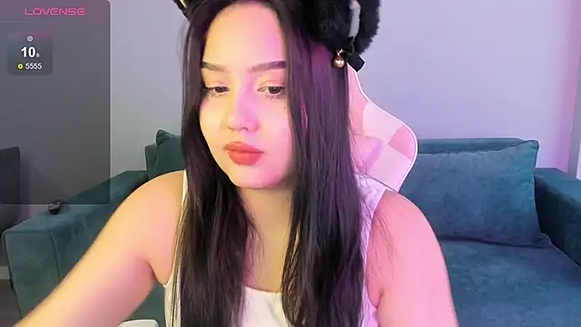 Snapshot of ayameshiratori chatting on December 5, 3:37 am ayameshiratori online show from December 5, 3:37 am