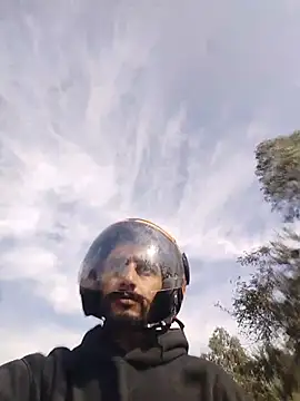 Snapshot of sexychd chatting on December 1, 5:34 am sexychd online show from December 1, 5:34 am