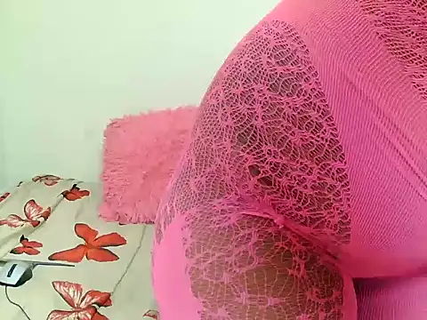 SweetSavage18 online show from November 2, 8:11 pm