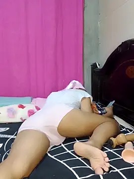 Megan2026 online show from January 7, 4:04 am