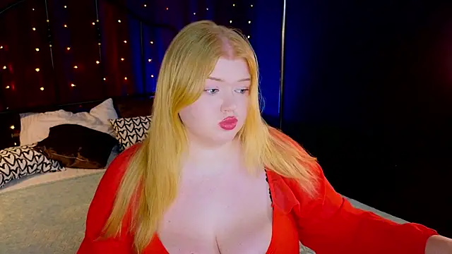 Snapshot of AriettaHeart chatting on May 11, 10:32 am AriettaHeart online show from May 11, 10:32 am