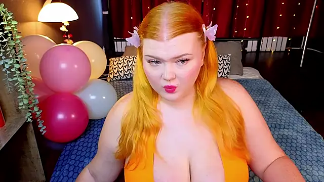 Snapshot of AriettaHeart chatting on June 6, 3:50 pm AriettaHeart online show from June 6, 3:50 pm