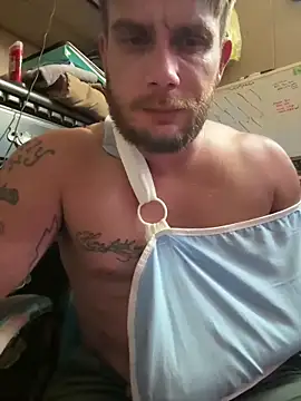 bkuterbach2015 online show from December 22, 6:27 pm