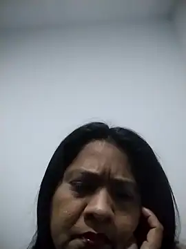 Morena-lindona online show from November 3, 11:37 pm