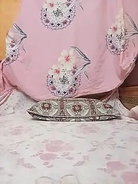 Snapshot of sdlmona chatting on November 16, 2:06 am sdlmona online show from November 16, 2:06 am